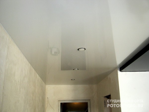 Стоимость матового натяжного потолка в коридор 6 м²