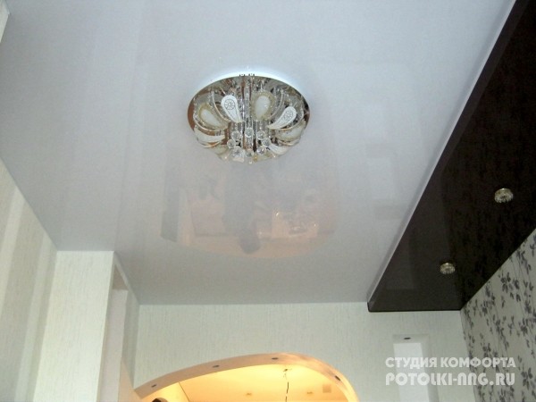 Натяжной потолок в детскую