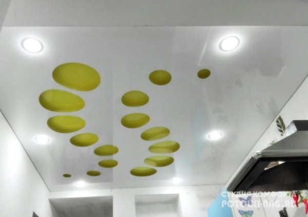 Резные потолки Apply