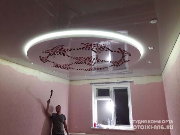 Резные потолки Apply